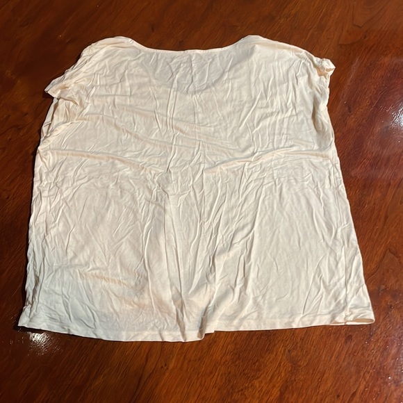 Womens American Eagle T-Shirt size Medium - Picture 4 of 4